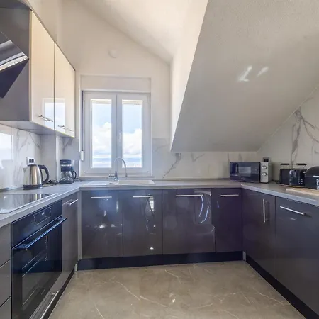 Louis Apartman Supetar